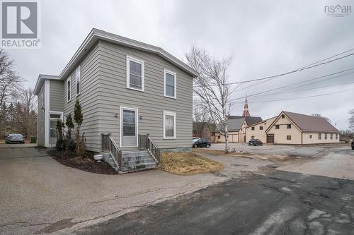 32 & 28 Parish Street, Mahone Bay, NS 