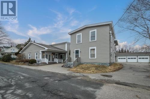 32 & 28 Parish Street, Mahone Bay, NS 