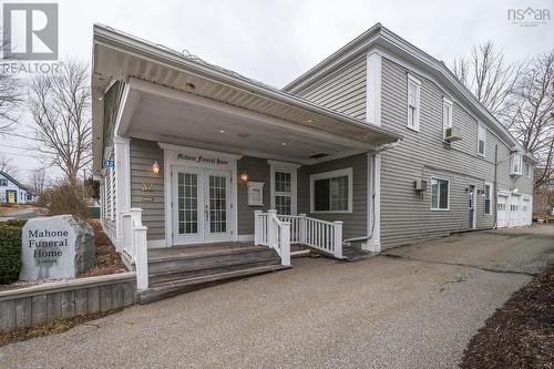 32 & 28 Parish Street, Mahone Bay, NS 