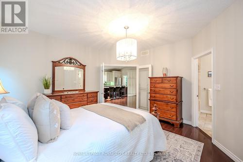 11 Valley Road, Guelph (Village), ON - Indoor Photo Showing Bedroom