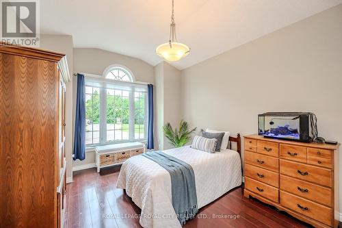 11 Valley Road, Guelph (Village), ON - Indoor Photo Showing Bedroom