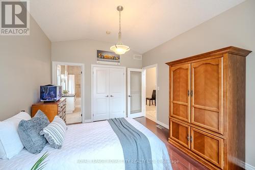 11 Valley Road, Guelph (Village), ON - Indoor Photo Showing Bedroom