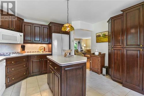 14 Rockcliffe Road, Brockville, ON - Indoor Photo Showing Kitchen