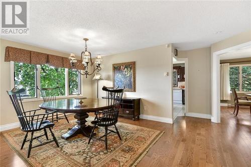 14 Rockcliffe Road, Brockville, ON - Indoor Photo Showing Dining Room