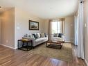 6-8 White St, Ladysmith, BC  - Indoor Photo Showing Living Room 