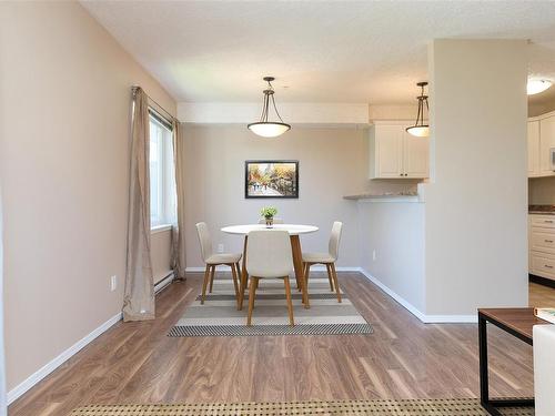 6-8 White St, Ladysmith, BC - Indoor Photo Showing Other Room