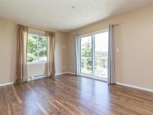 6-8 White St, Ladysmith, BC - Indoor Photo Showing Other Room