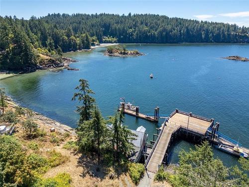 1201 Port Washington Rd, Pender Island, BC 