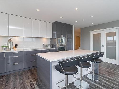 1004-838 Broughton St, Victoria, BC - Indoor Photo Showing Kitchen With Upgraded Kitchen