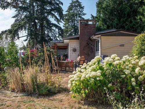 4960 Reiber Rd, Ladysmith, BC 