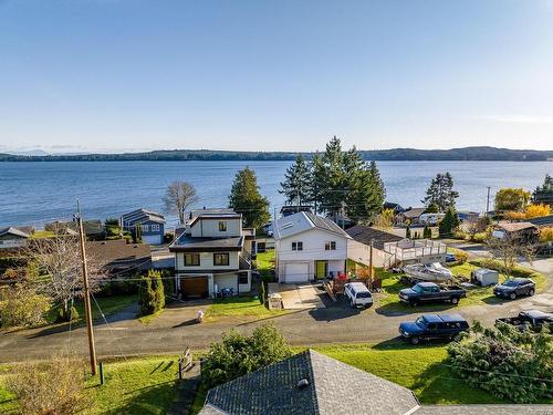 5655 High St, Union Bay, BC 