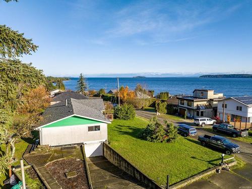 5655 High St, Union Bay, BC 