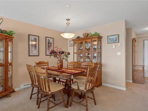 213-350 Island Hwy South, Campbell River, BC - Indoor Photo Showing Dining Room