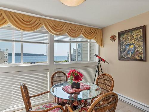 213-350 Island Hwy South, Campbell River, BC - Indoor Photo Showing Dining Room