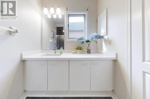 2 Casson Place, Markham (Unionville), ON - Indoor Photo Showing Bathroom