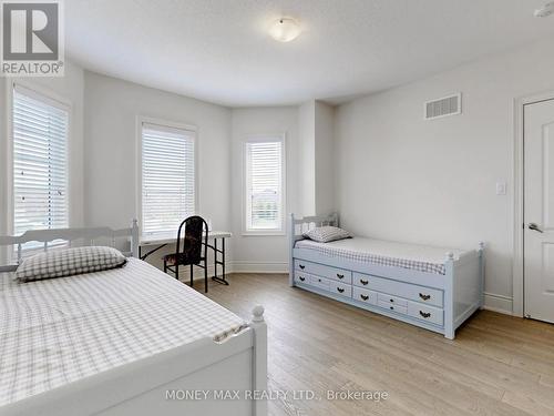 41 Leo Austin Road, Brampton, ON - Indoor Photo Showing Bedroom