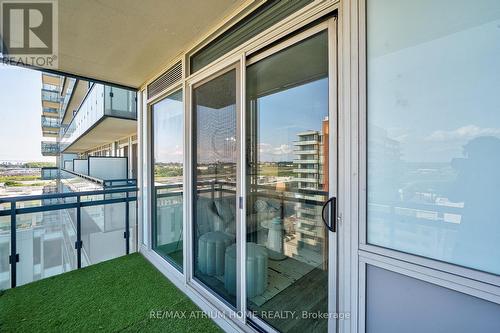 1115 - 8081 Birchmount Road, Markham (Unionville), ON - Outdoor With Balcony With Exterior