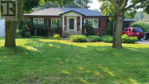 1084 Scott Avenue, Oakville (Bronte East), ON - Outdoor