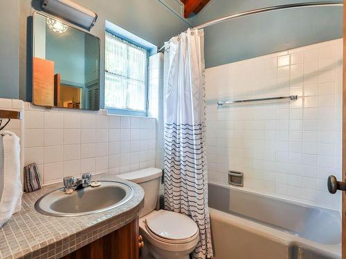 Ensuite bathroom - 477 Ch. Des Critiques, Montebello, QC - Indoor Photo Showing Bathroom