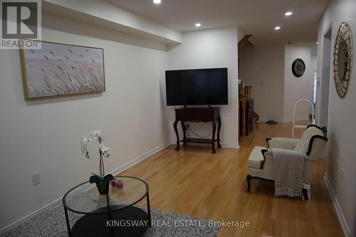 3463 Angel Pass Drive, Mississauga (Churchill Meadows), ON - Indoor Photo Showing Other Room