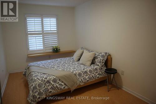 3463 Angel Pass Drive, Mississauga (Churchill Meadows), ON - Indoor Photo Showing Bedroom