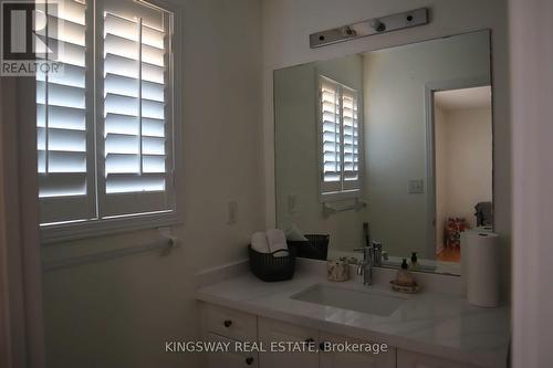 3463 Angel Pass Drive, Mississauga (Churchill Meadows), ON - Indoor Photo Showing Bathroom