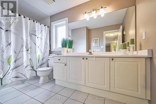 2045 Joshuas Creek Drive, Oakville (Iroquois Ridge North), ON - Indoor Photo Showing Bathroom