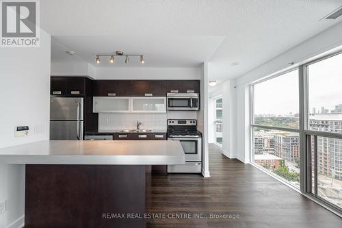 1702 - 100 Western Battery Road, Toronto (Niagara), ON - Indoor Photo Showing Kitchen With Double Sink