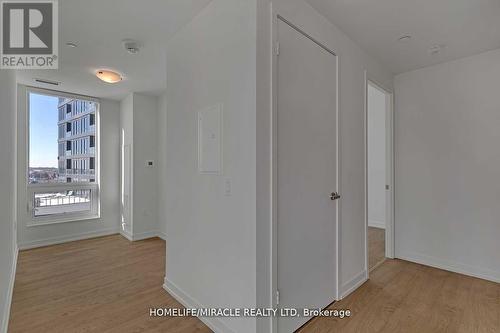 821E - 8868 Yonge Street, Richmond Hill, ON - Indoor Photo Showing Other Room