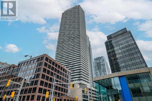 3108 - 2221 Yonge Street, Toronto (Mount Pleasant West), ON - Outdoor With Facade