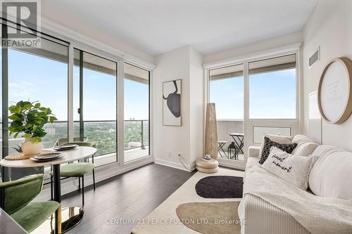 3108 - 2221 Yonge Street, Toronto (Mount Pleasant West), ON - Indoor Photo Showing Living Room