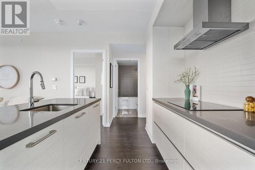 3108 - 2221 Yonge Street, Toronto (Mount Pleasant West), ON - Indoor Photo Showing Kitchen