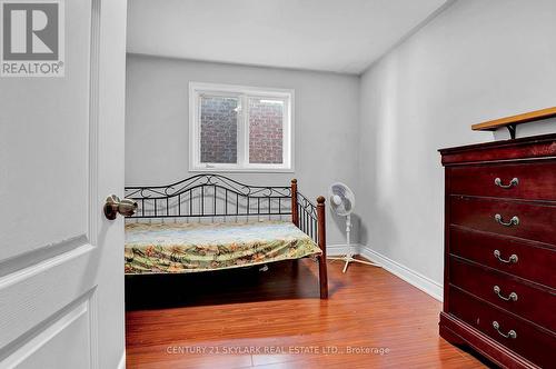 23 Prince Drive, Bradford West Gwillimbury, ON - Indoor Photo Showing Bedroom