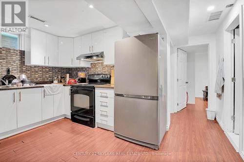 23 Prince Drive, Bradford West Gwillimbury, ON - Indoor Photo Showing Kitchen With Double Sink