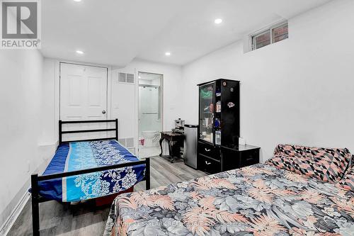 23 Prince Drive, Bradford West Gwillimbury, ON - Indoor Photo Showing Bedroom