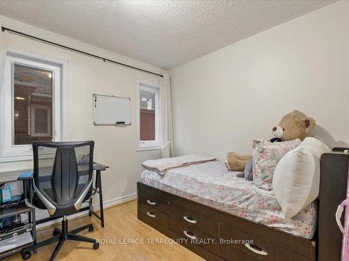 69 Shady Pine Circ, Brampton, ON - Indoor Photo Showing Bedroom