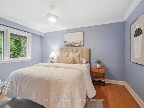 1719 Bramsey Dr, Mississauga, ON - Indoor Photo Showing Bedroom