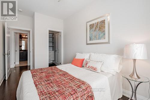 20 Mcgurran Lane, Richmond Hill, ON - Indoor Photo Showing Bedroom