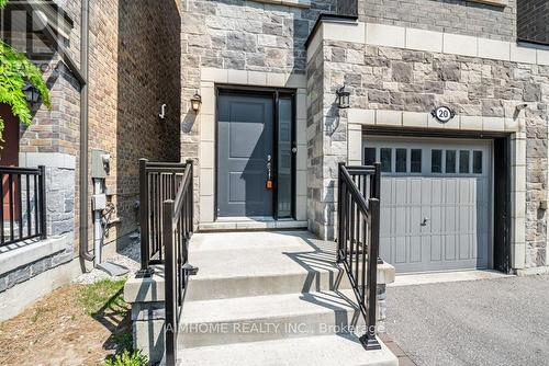 20 Mcgurran Lane, Richmond Hill, ON - Outdoor