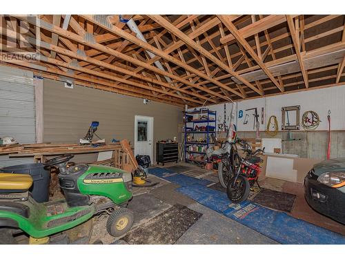 2510 Samuelson Road, Sicamous, BC - Indoor