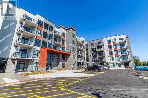 127 - 4 Kimberly Lane, Collingwood, ON - Outdoor With Facade