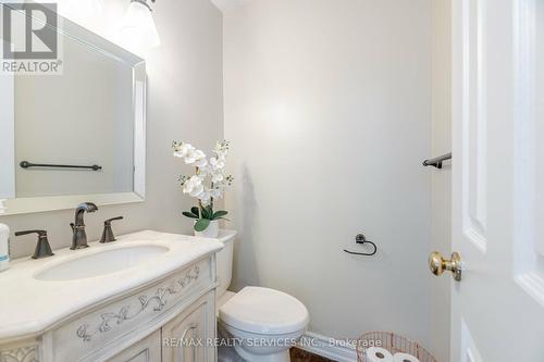 1438 Winterbourne Drive, Oakville (Clearview), ON - Indoor Photo Showing Bathroom