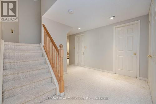 1438 Winterbourne Drive, Oakville (Clearview), ON - Indoor Photo Showing Other Room