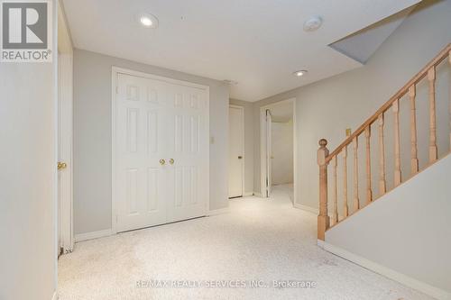 1438 Winterbourne Drive, Oakville (Clearview), ON - Indoor Photo Showing Other Room