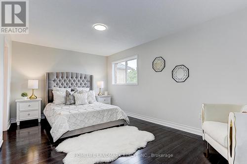 5975 Castlepine Drive, Mississauga (Churchill Meadows), ON - Indoor Photo Showing Bedroom