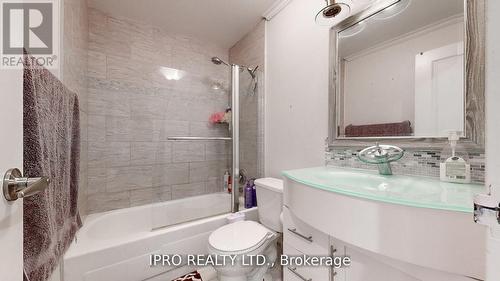 342 - 1395 Williamsport Drive, Mississauga (Applewood), ON - Indoor Photo Showing Bathroom