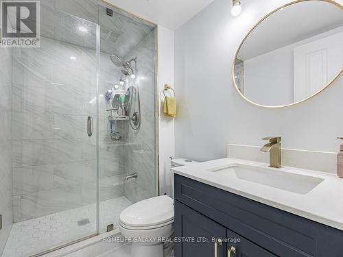 2239 - 68 Corporate Drive, Toronto (Woburn), ON - Indoor Photo Showing Bathroom