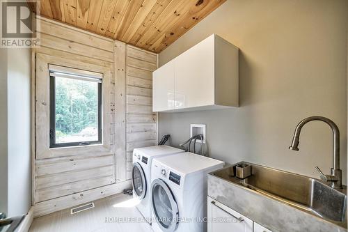 350 Concession 7 E, Tiny, ON - Indoor Photo Showing Laundry Room