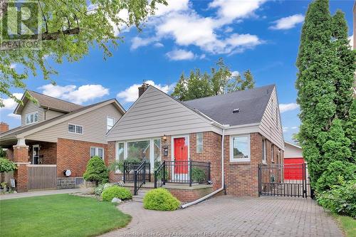 2211 Moy Avenue, Windsor, ON - Outdoor