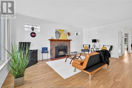 2211 Moy Avenue, Windsor, ON - Indoor Photo Showing Living Room With Fireplace